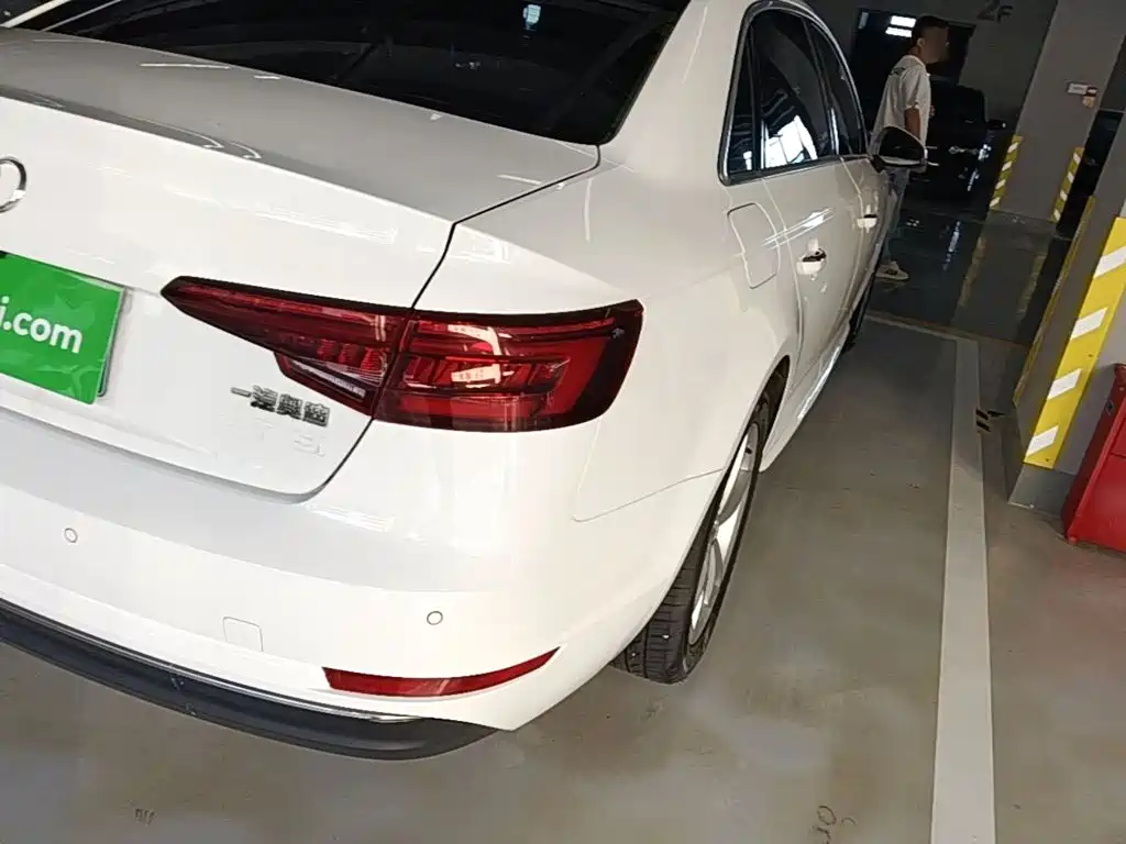Audi A4L — миниатюра 8
