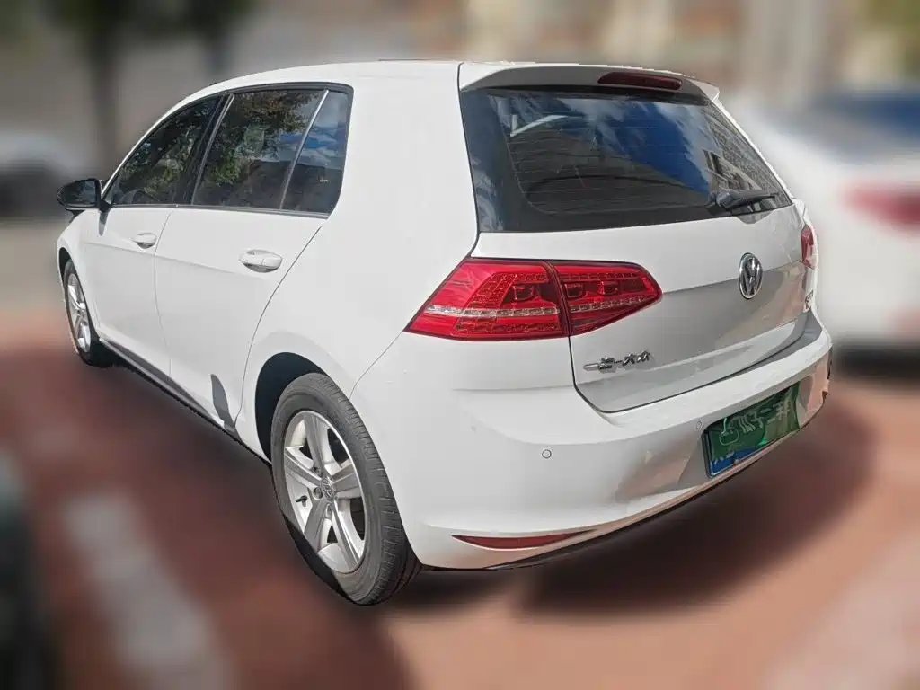 Volkswagen Golf — миниатюра 4