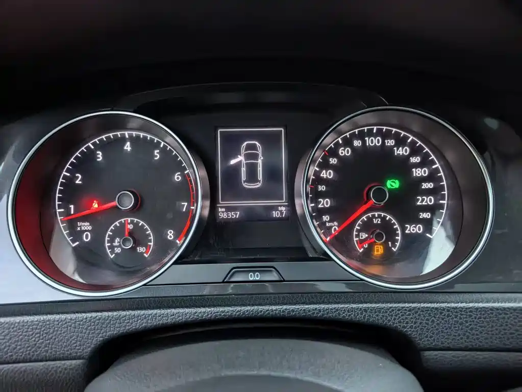 Volkswagen Golf — миниатюра 13