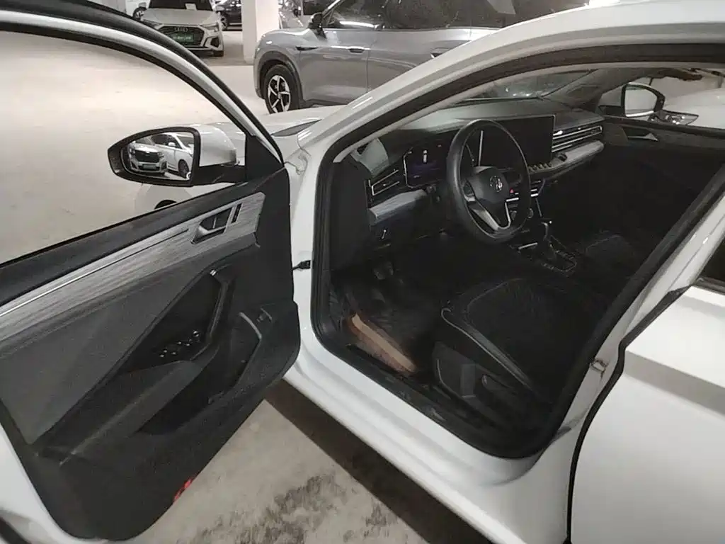 Volkswagen Sagitar — миниатюра 19