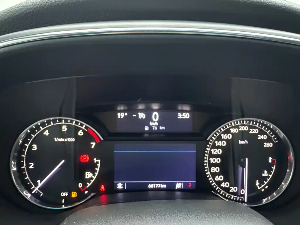 Cadillac CT5 — миниатюра 9