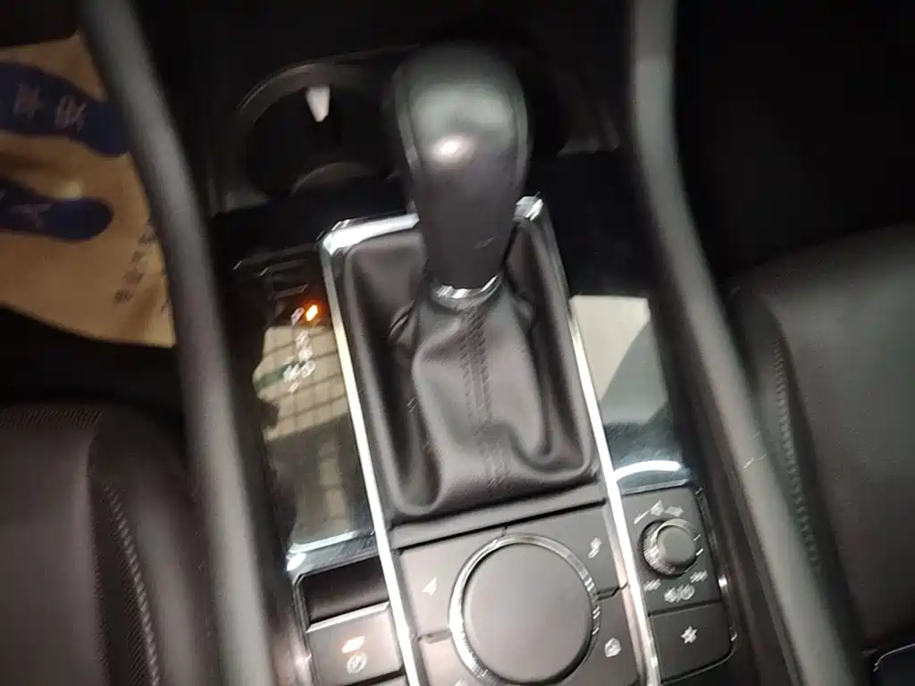 Mazda 3 Axela — миниатюра 14