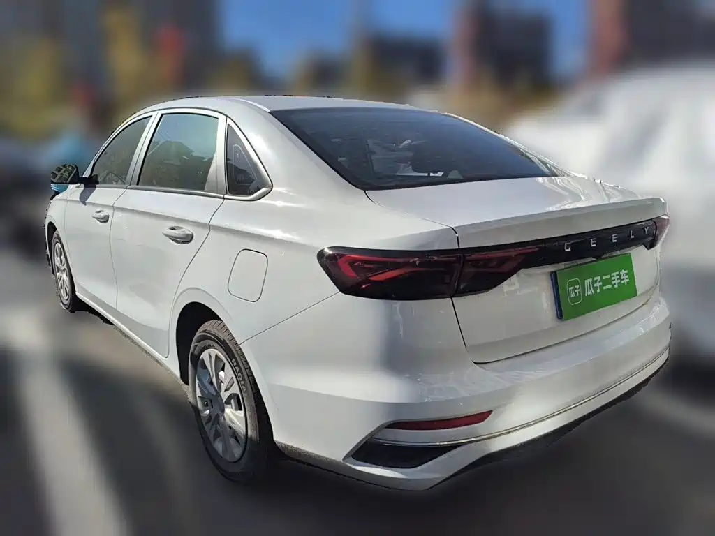 Geely Emgrand — миниатюра 4
