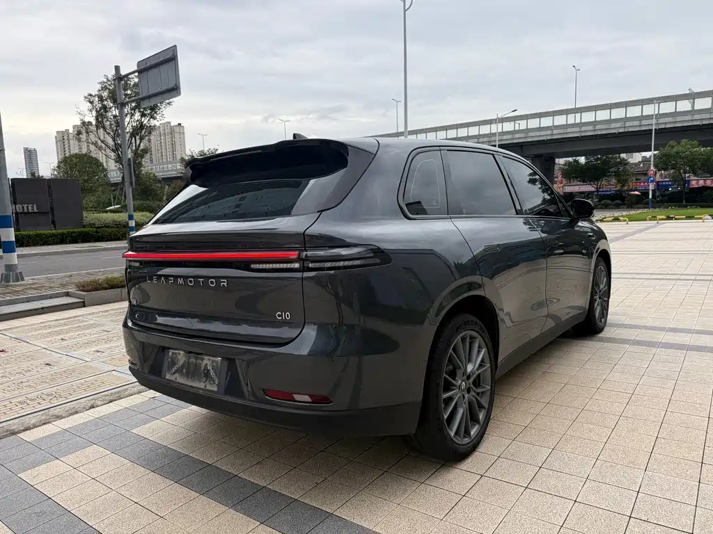 Leapmotor Leapmotor C10 — миниатюра 14
