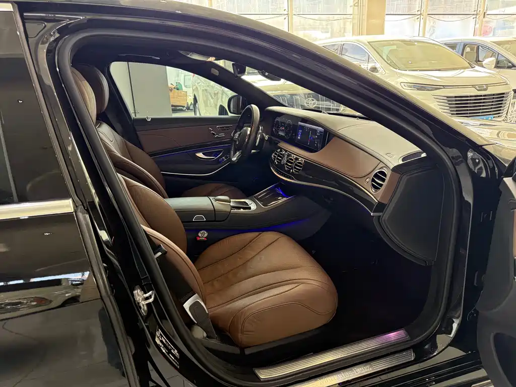 Mercedes-Benz S-Class — миниатюра 11