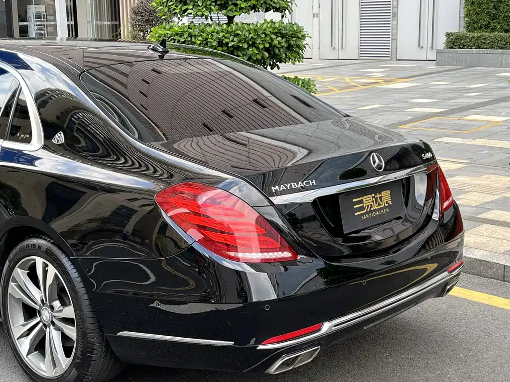 Mercedes-Benz S-Class — миниатюра 7