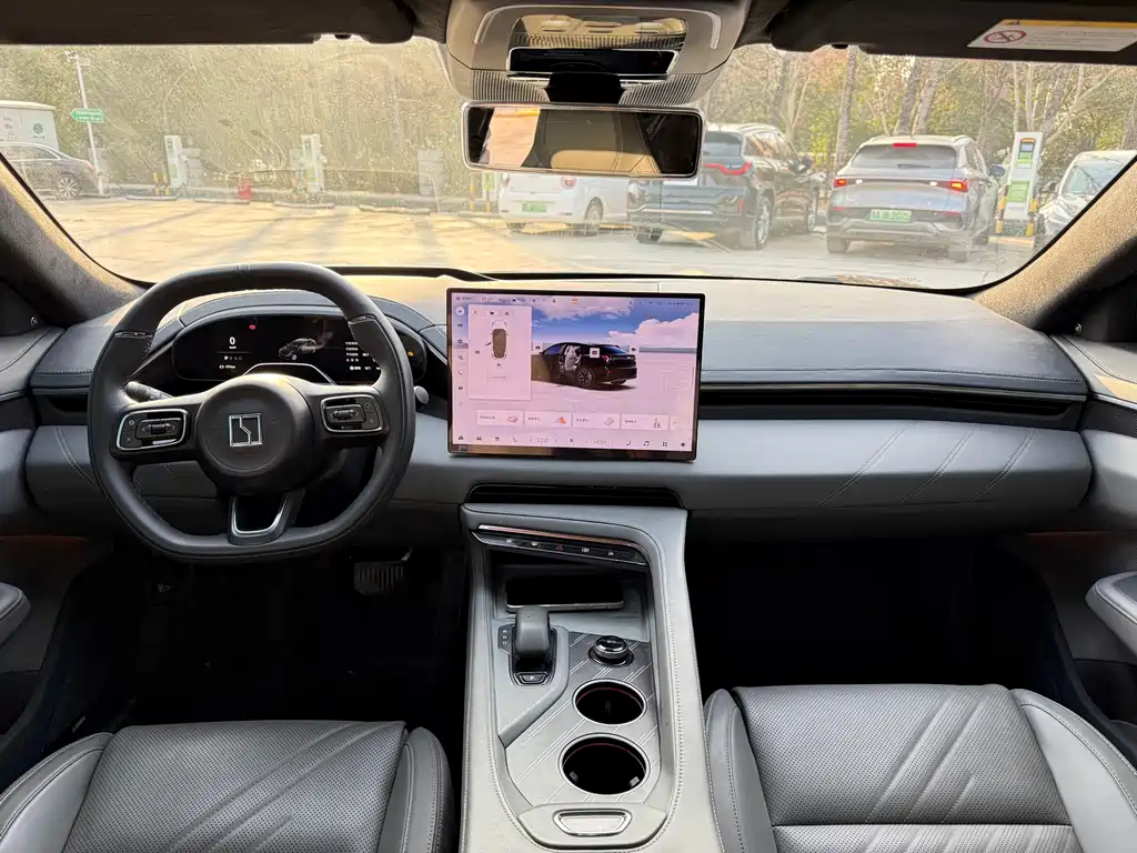 ZEEKR EXTREME KRYPTON 001