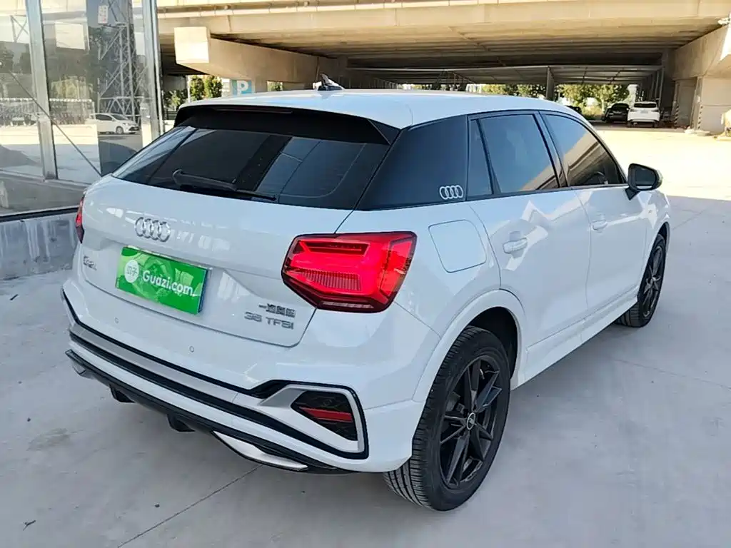 Audi Q2L — миниатюра 7