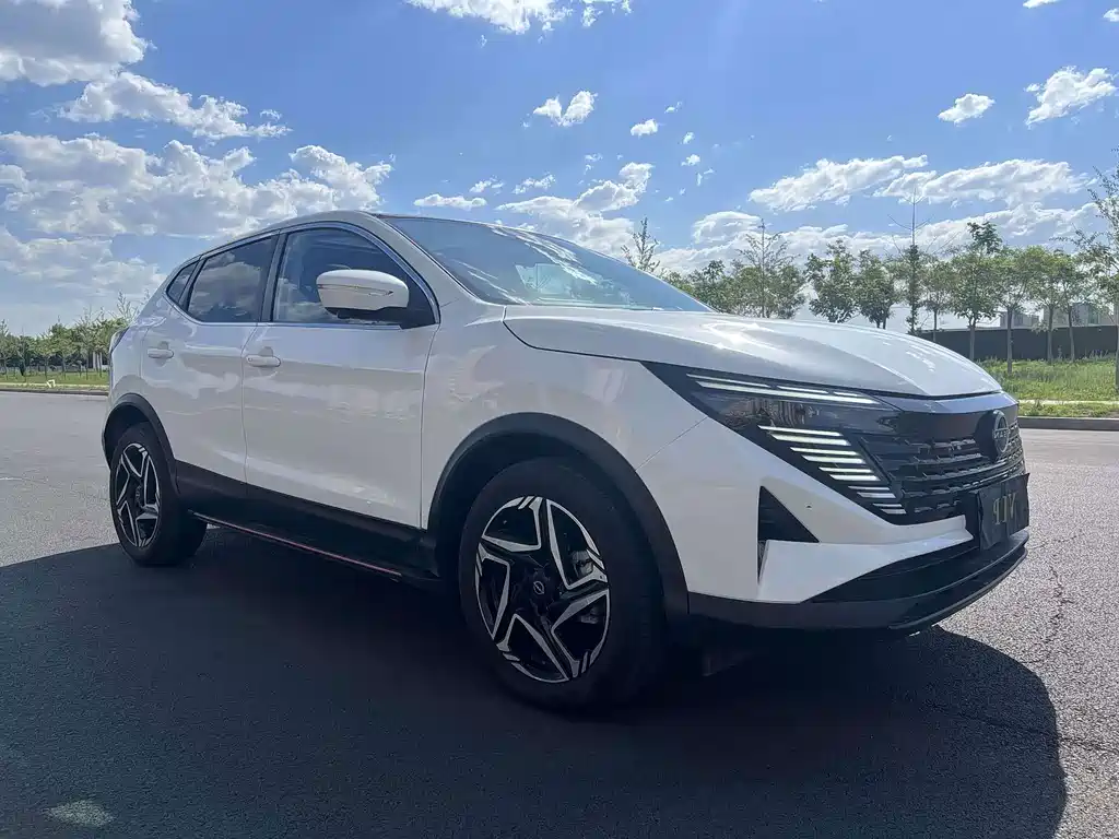 Nissan Qashqai - фото 2