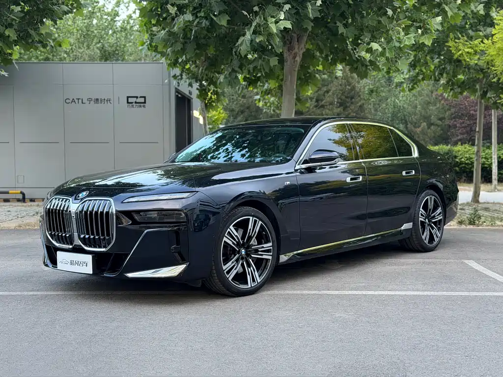 BMW 7 Series 2024