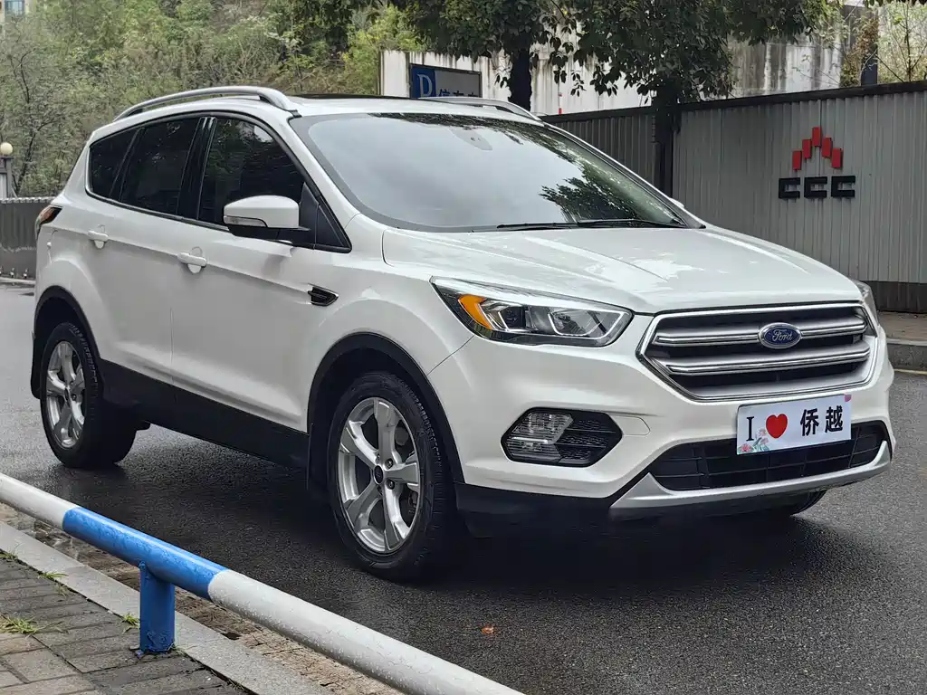 Ford Kuga — миниатюра 3