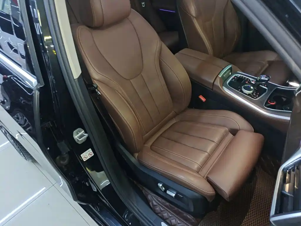 BMW X5 (Import) — миниатюра 25