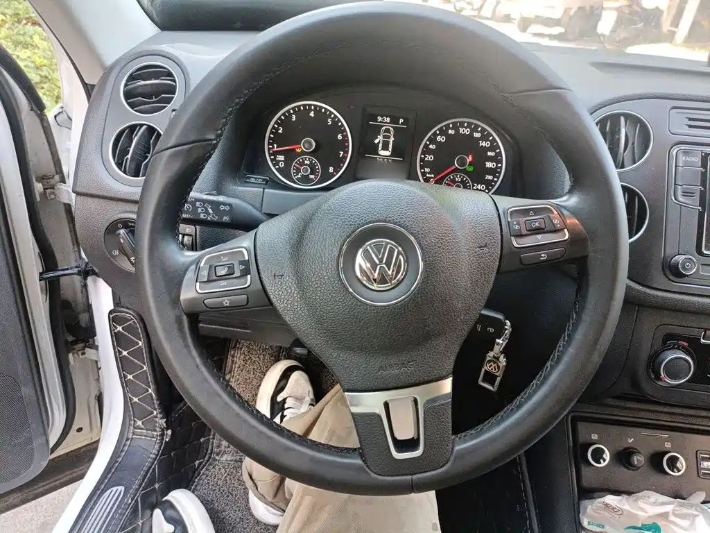 Volkswagen Tiguan — миниатюра 7