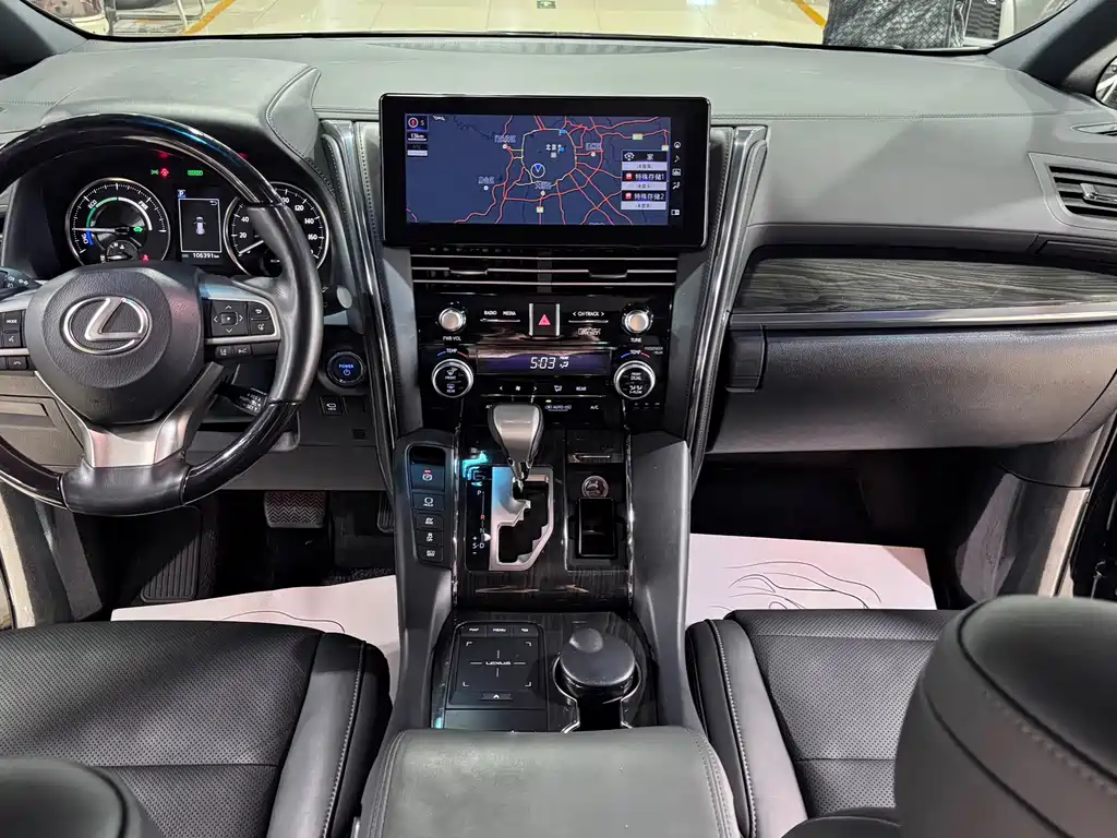 Lexus LM — миниатюра 4