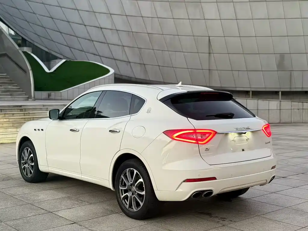 Maserati Levante — фотографии объявления, Фото 8