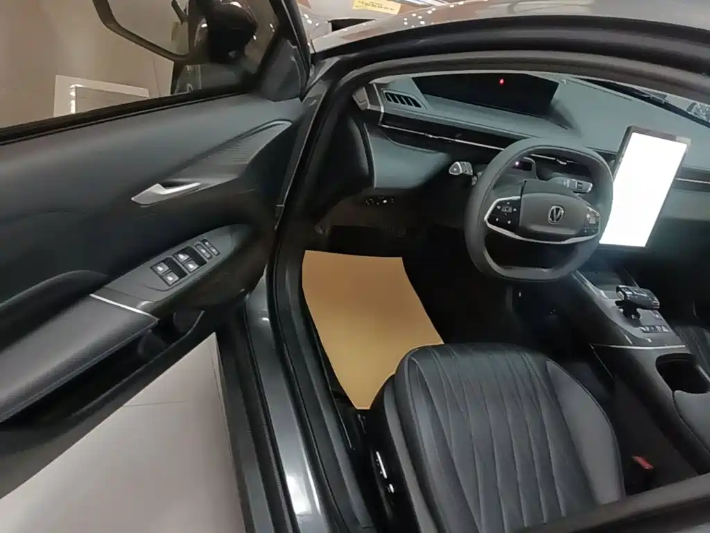 Changan Yida — миниатюра 16