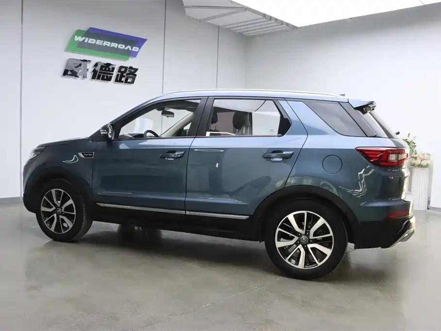 CHANGAN CS55