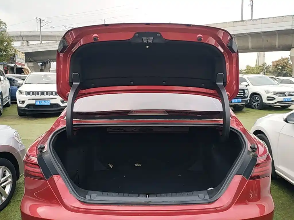 Geely Binrui — миниатюра 19