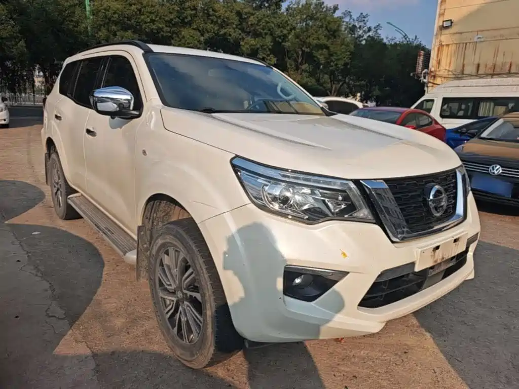 Nissan Terra — миниатюра 4