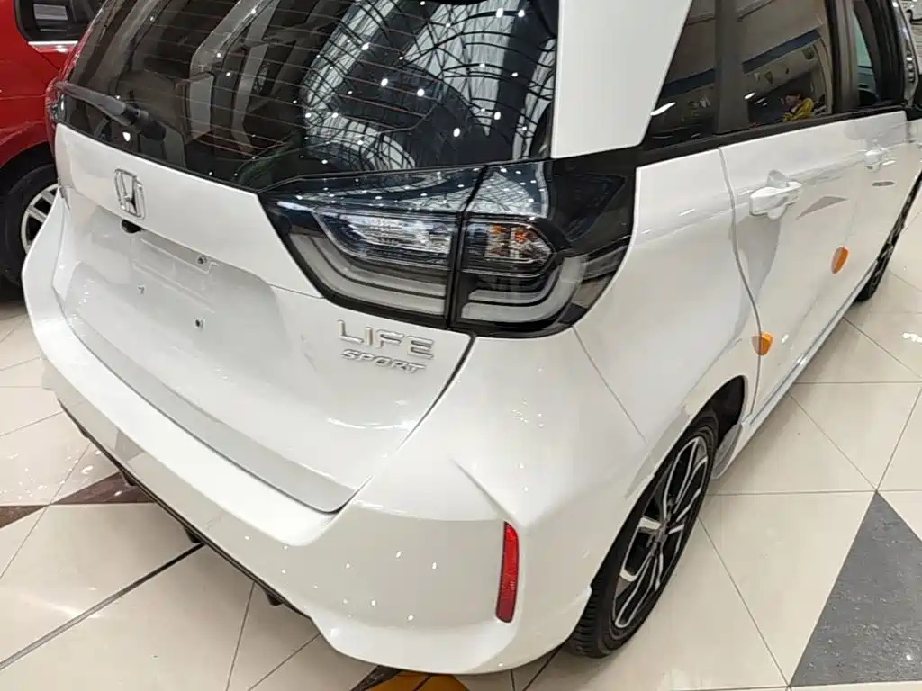 Honda Life — миниатюра 8