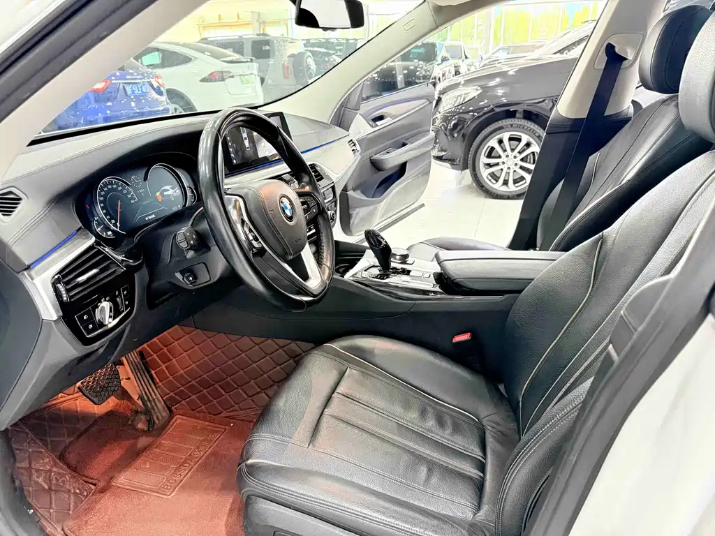 BMW 6 Series GT — миниатюра 7