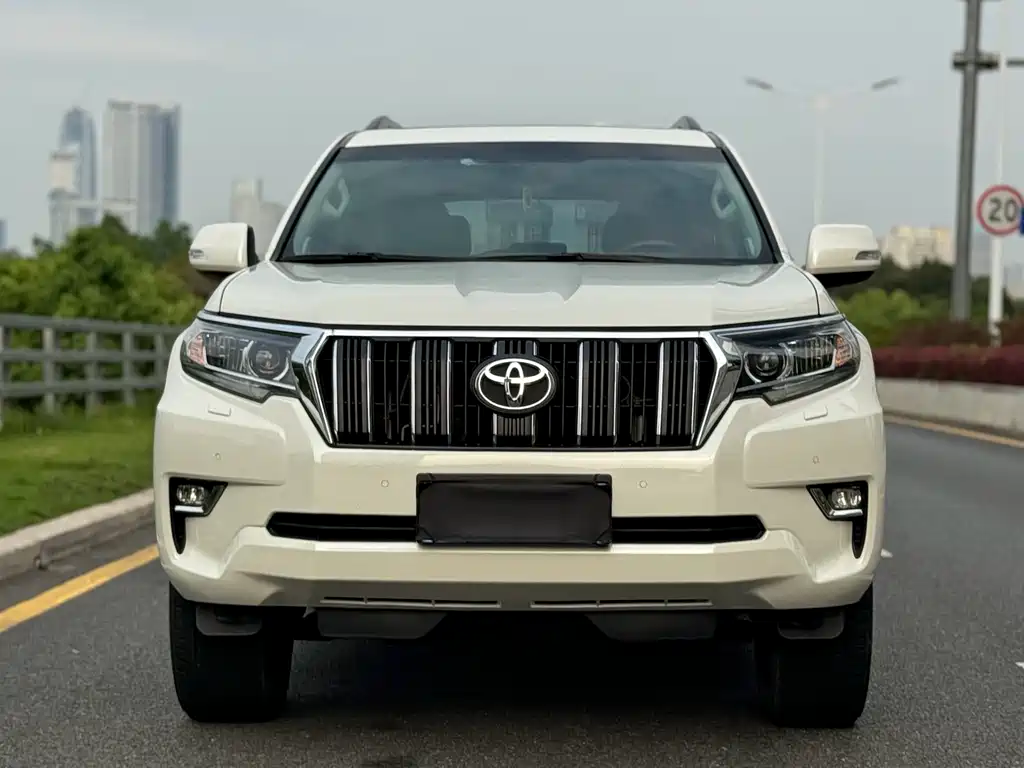 Toyota Prado — миниатюра 2