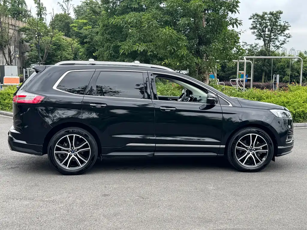 Ford Edge 2020 EcoBoost 245 7 мест
