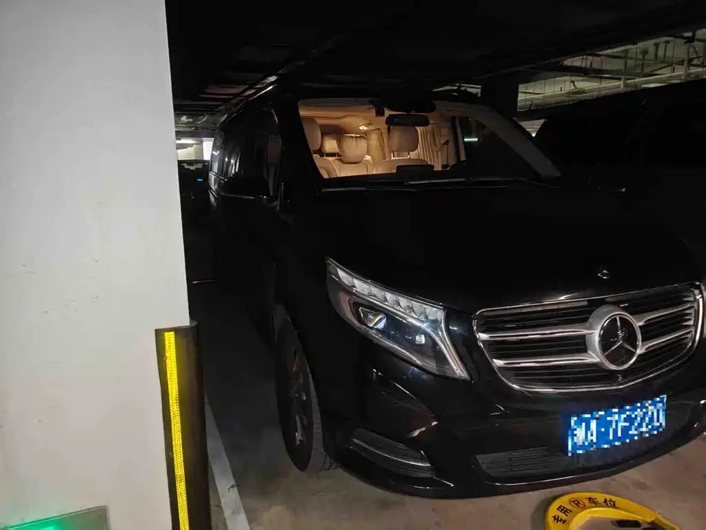 Mercedes-Benz V-Class — миниатюра 5