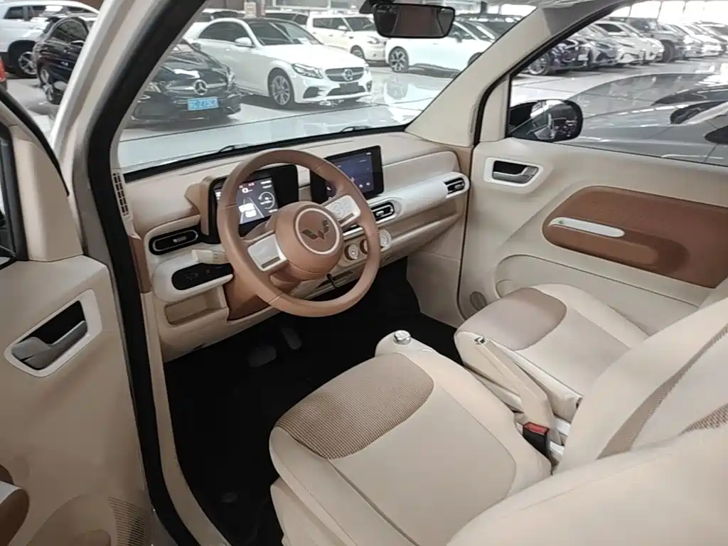 Wuling MINIEV — миниатюра 15