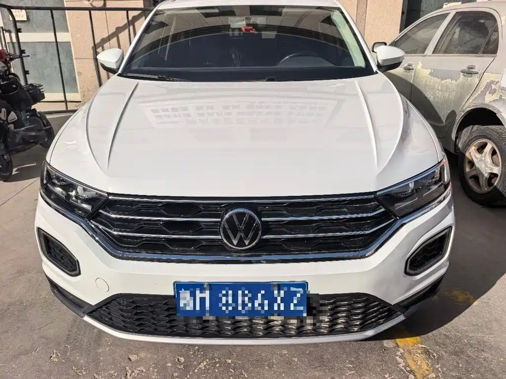 Volkswagen T-Roc — миниатюра 2