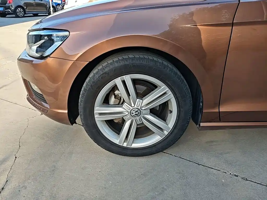 Volkswagen Lamando — миниатюра 23