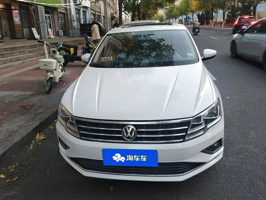Volkswagen Jetta — миниатюра 2
