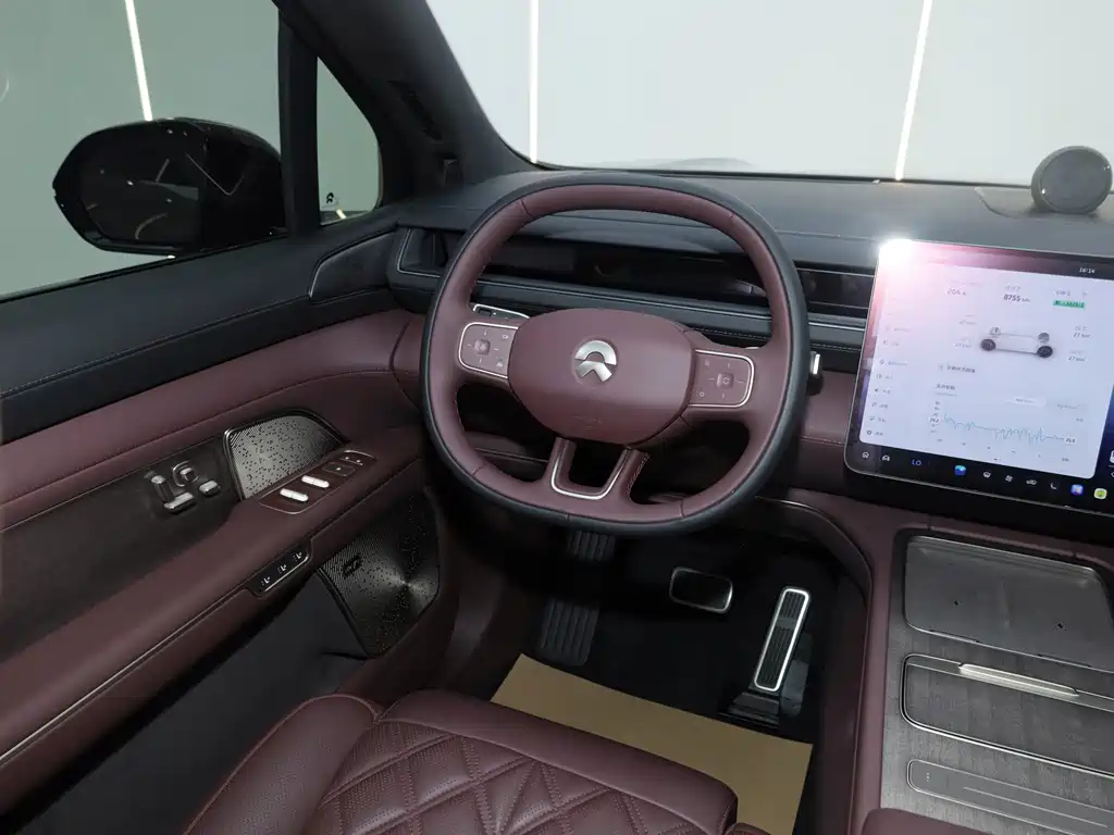 NIO ES8 — миниатюра 9
