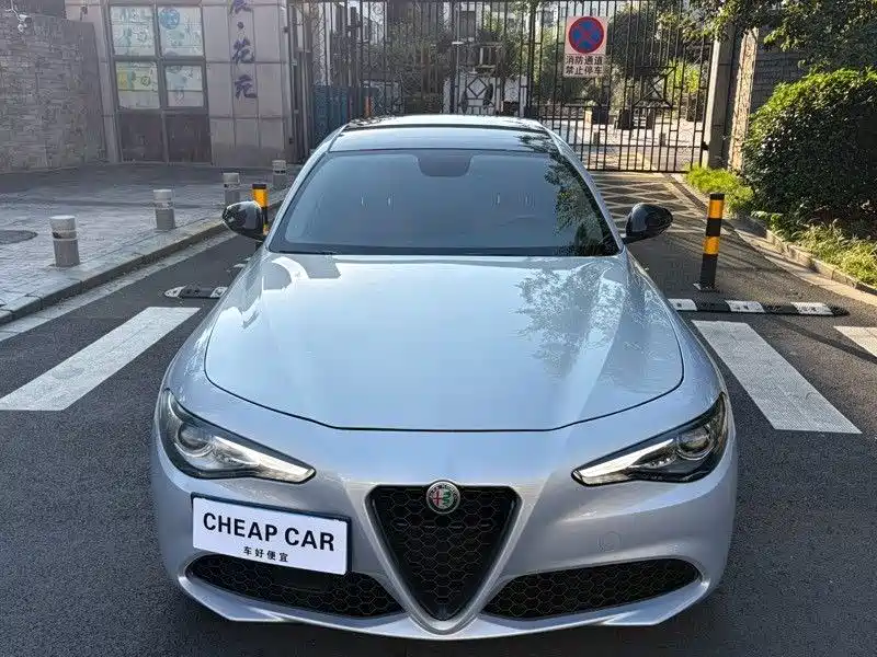 Alfa Romeo Giulia — миниатюра 2
