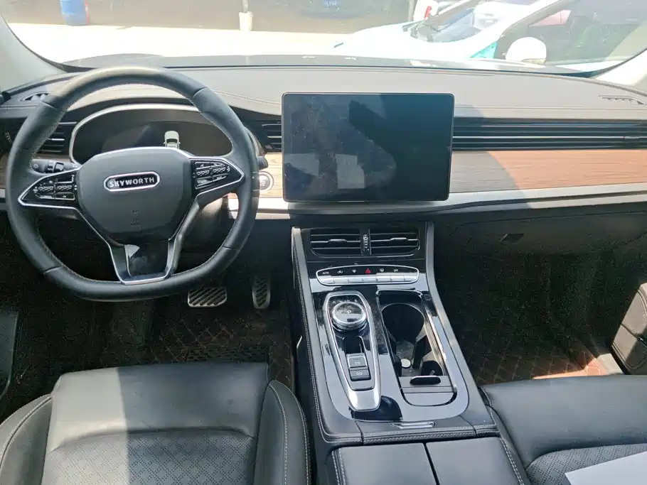Skyworth EV6 — миниатюра 12