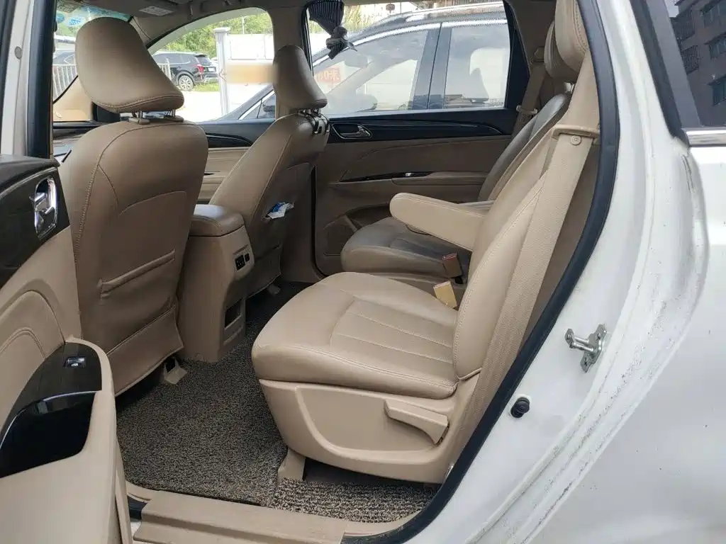 Baojun 730 — миниатюра 18