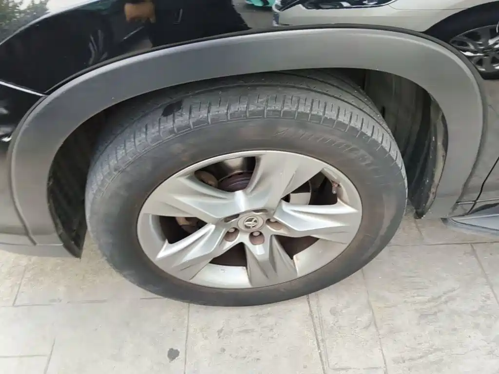 Toyota Highlander — миниатюра 23
