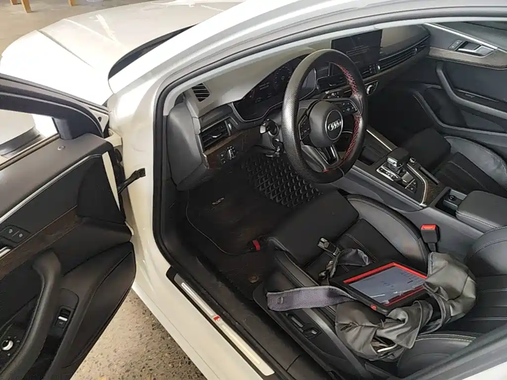 Audi A4L — миниатюра 16