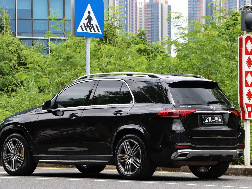 Mercedes-Benz GLE (Import) — миниатюра 4