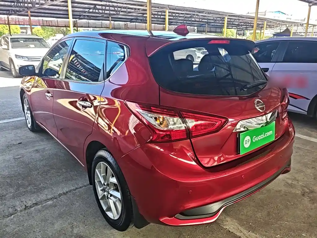 Nissan Tiida — миниатюра 5