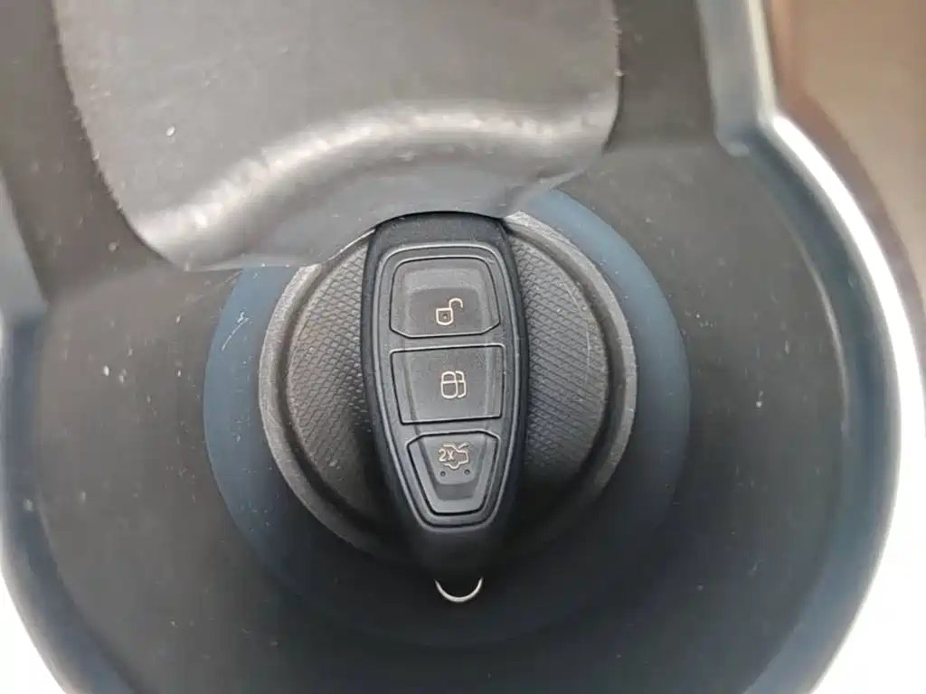 Ford Kuga — миниатюра 9