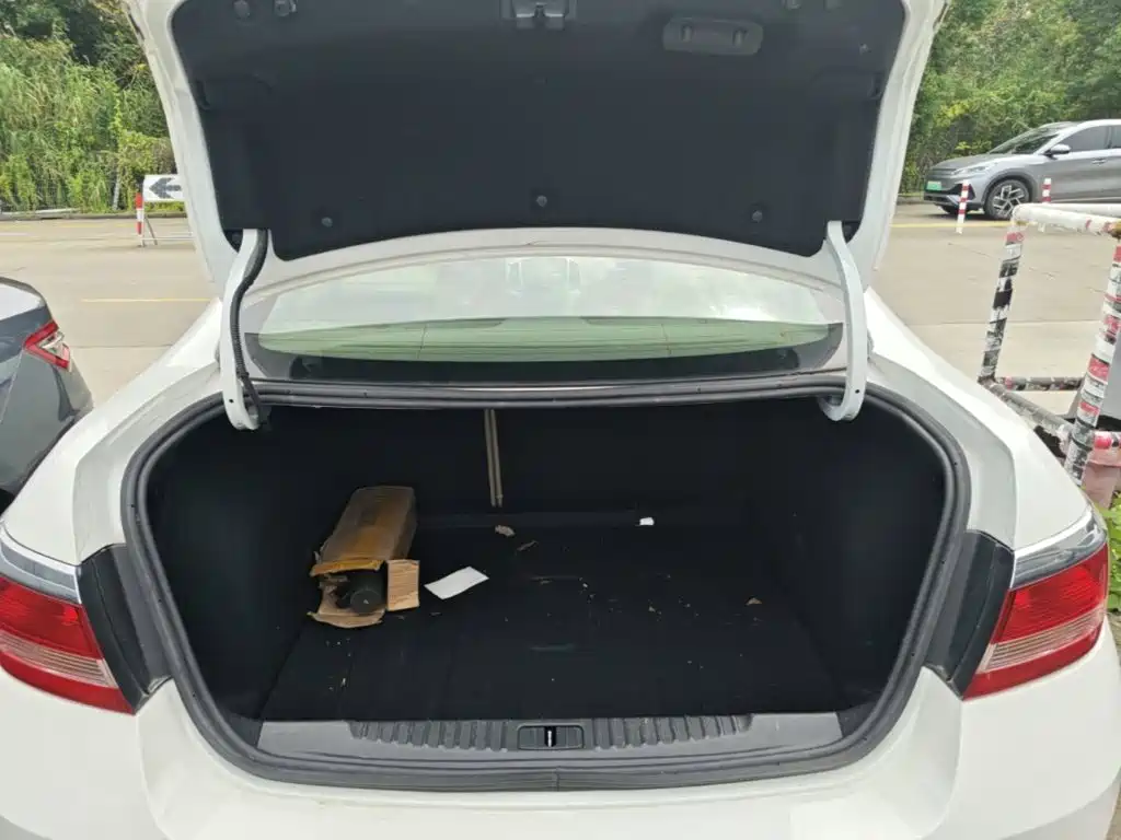 Buick Excelle — миниатюра 19