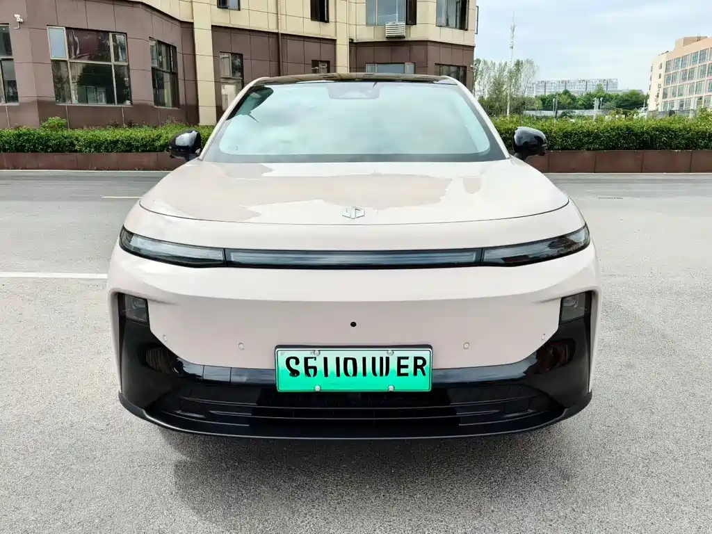 Leapmotor Leapmotor B10 — миниатюра 2