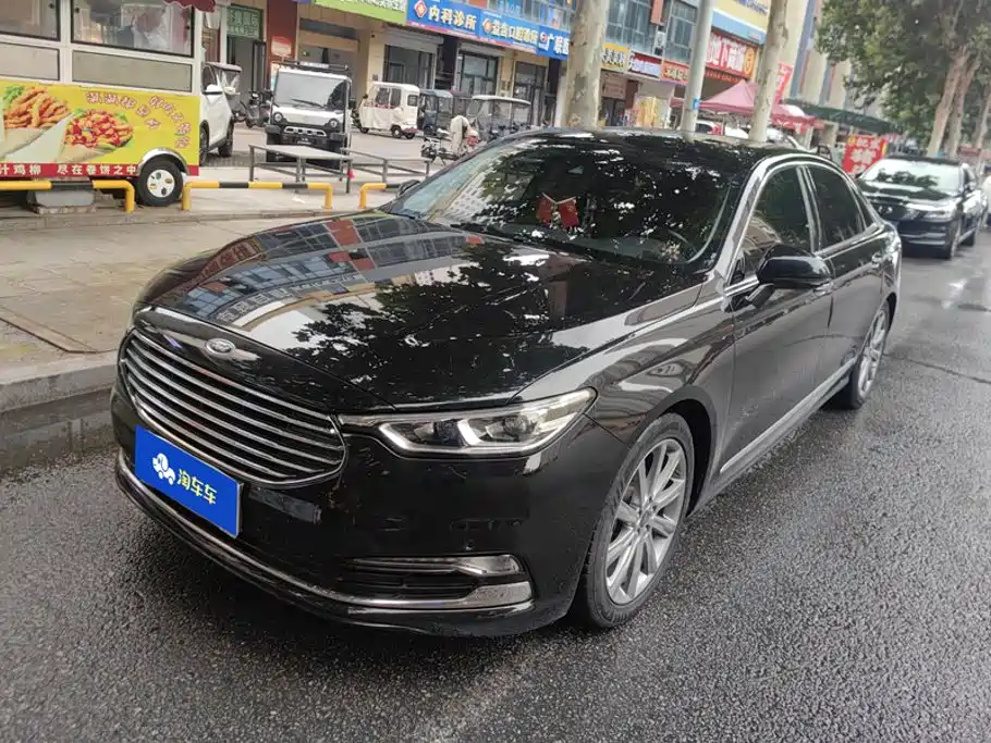 Ford Taurus