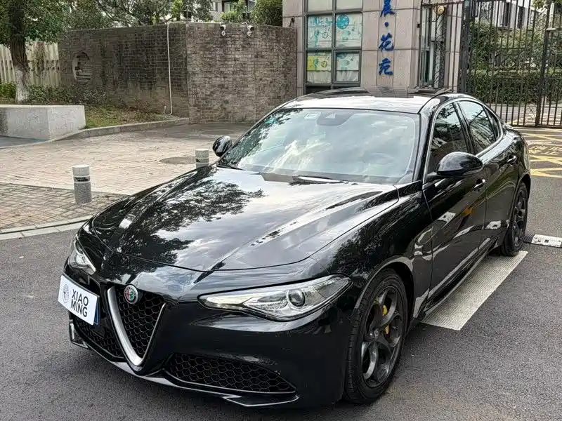 Alfa Romeo Giulia