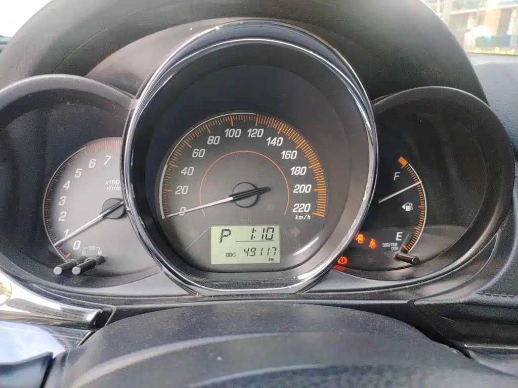 Toyota Yaris L — миниатюра 7