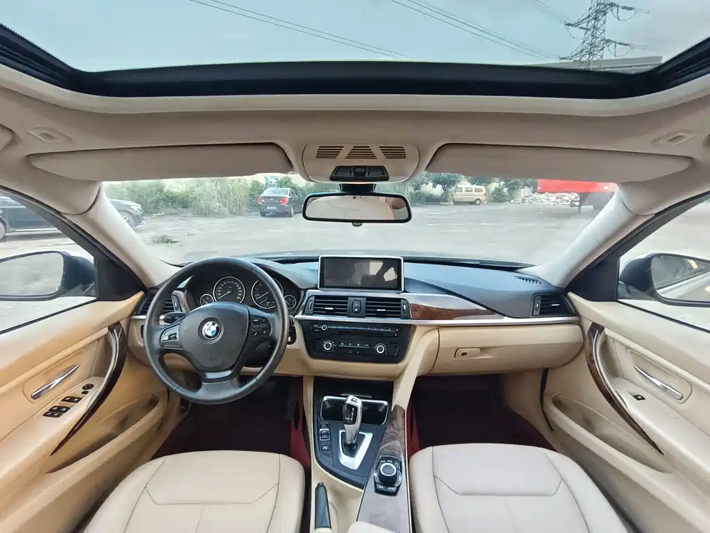 BMW 3 Series — миниатюра 12