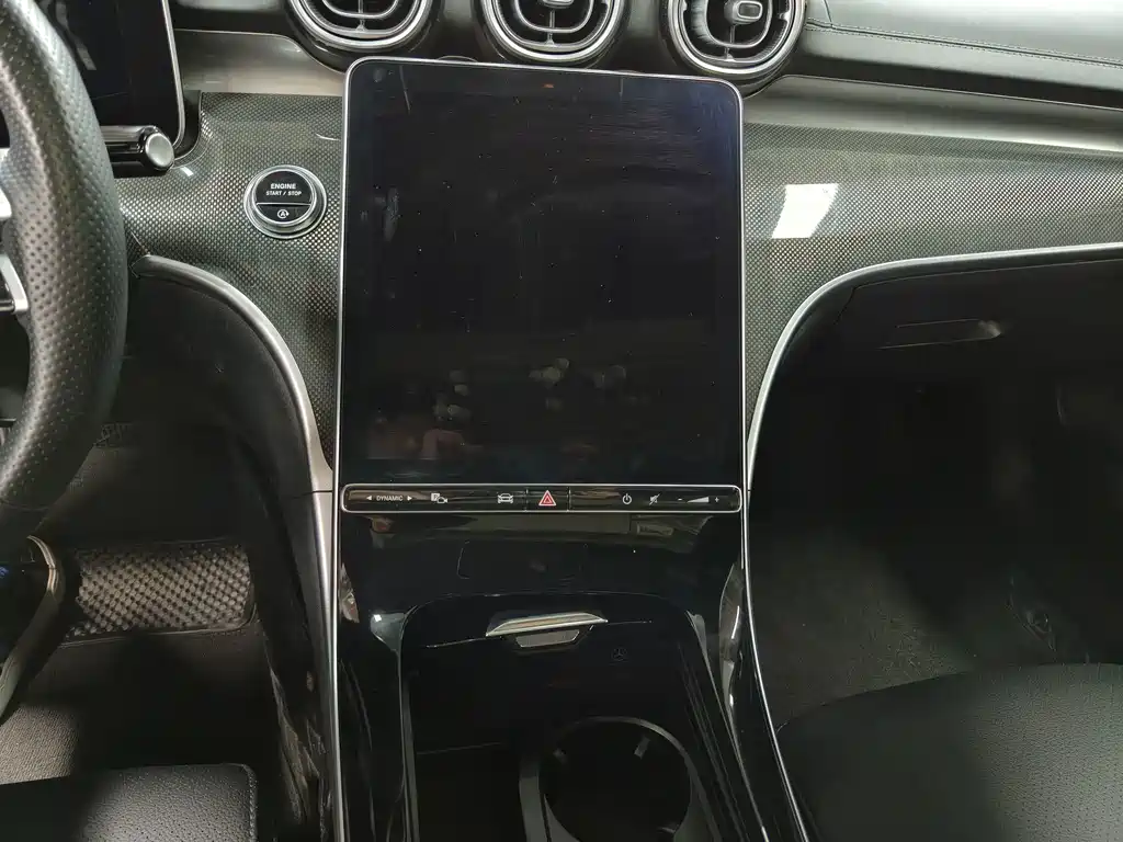 Mercedes-Benz C-Class — миниатюра 8