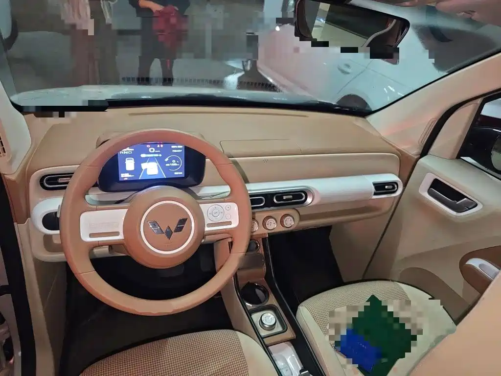 Wuling MINIEV — миниатюра 5