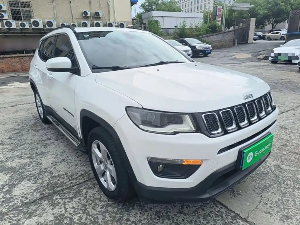 Jeep Compass — миниатюра 4